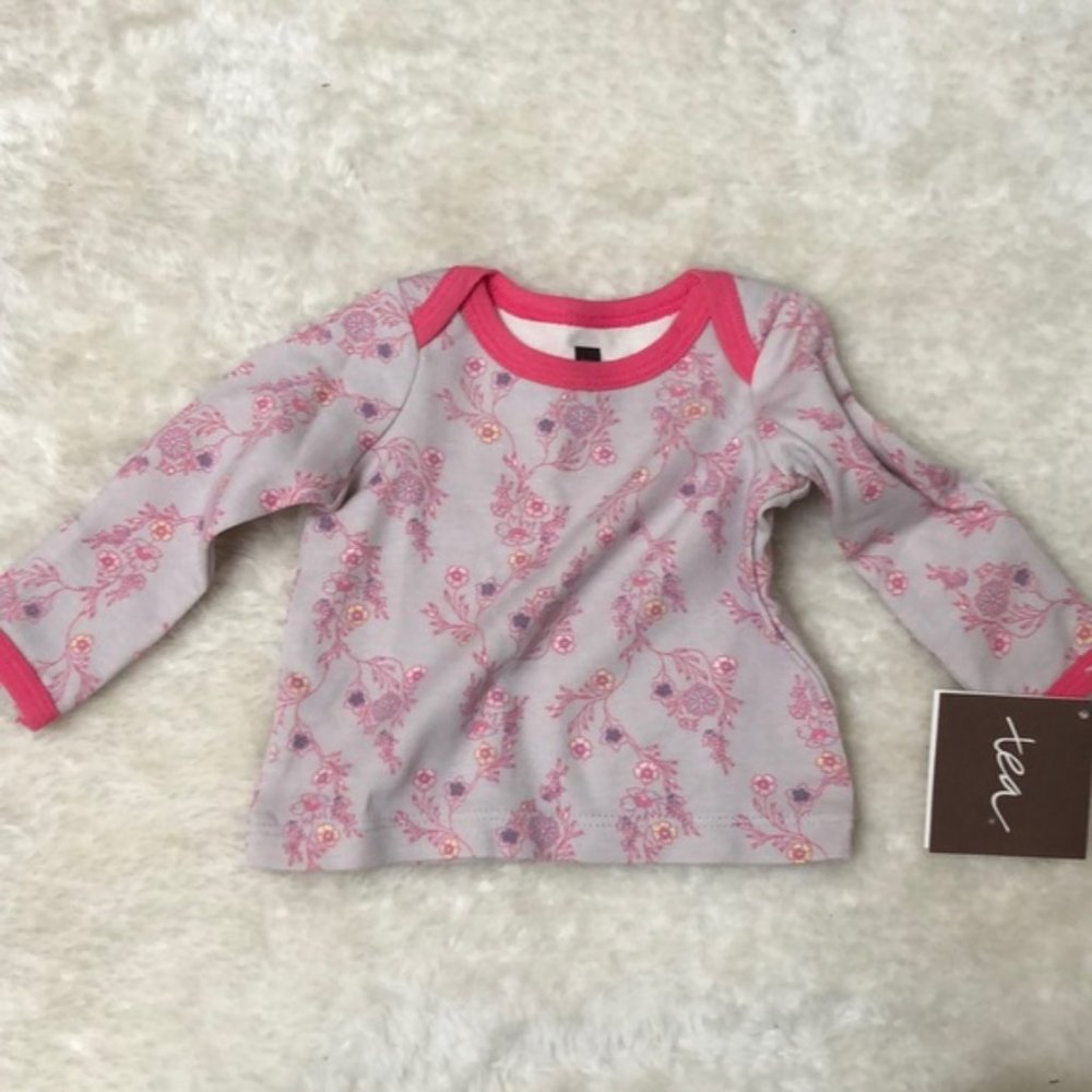 nwt tea top size newborn✨